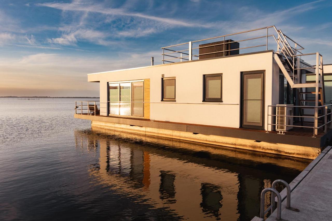 Hausboot Kuestennebel Ribnitz-Damgarten Kültér fotó